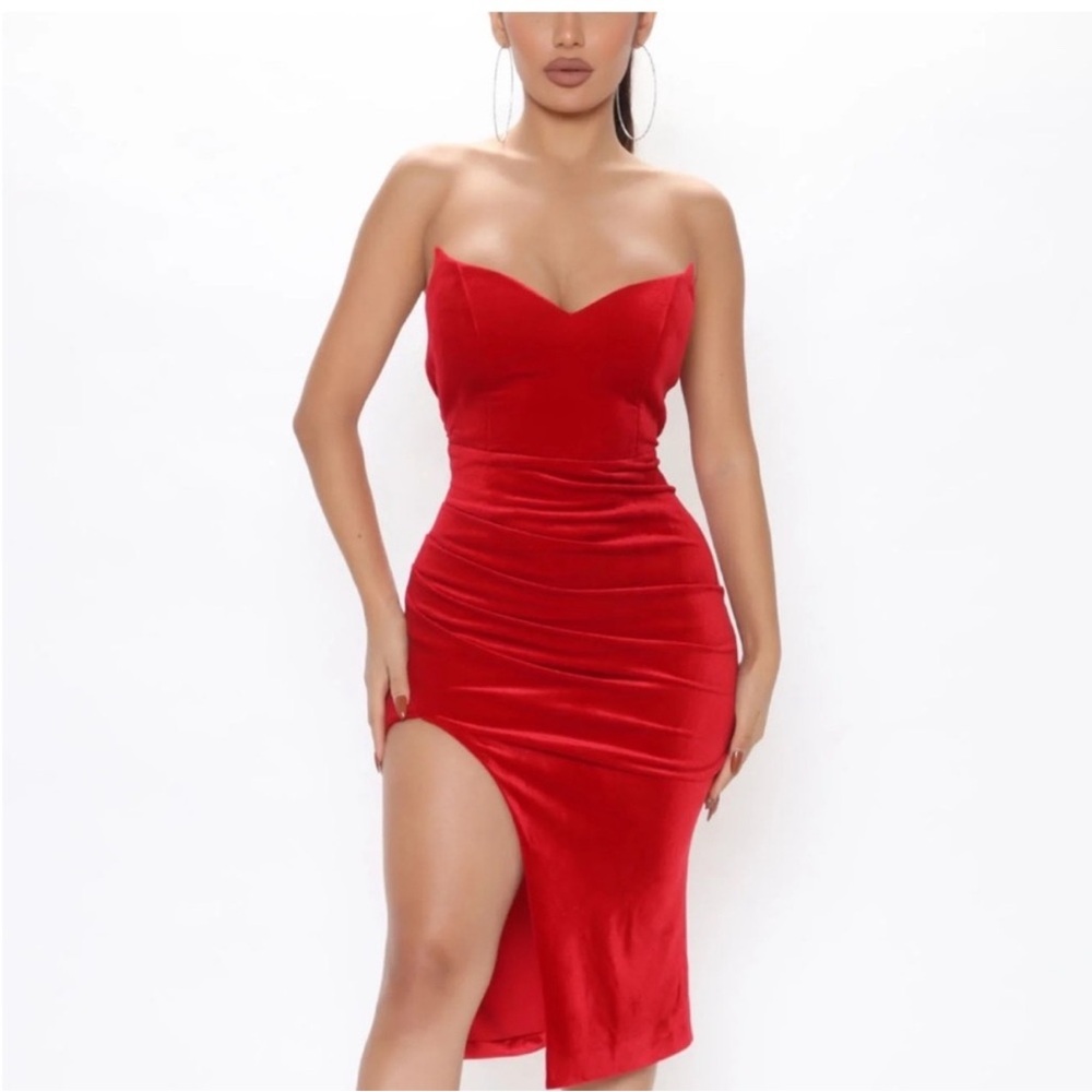 SHEIN Vibrant Red Strapless Dress